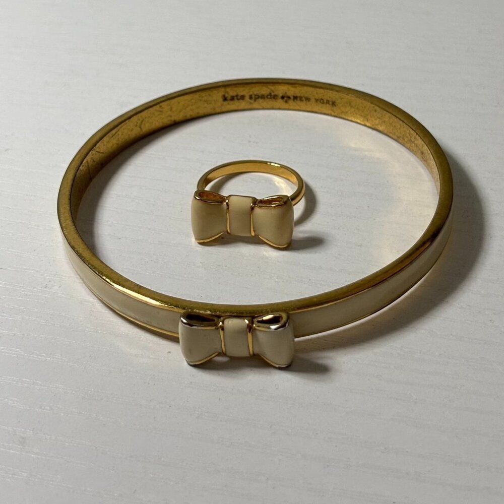 KATE SPADE Take a Bow Gold Bangle & Ring Size 6 Set
